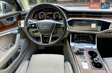 Седан Audi A6 2021 в 