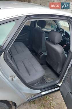 Седан Audi A6 1999 в 