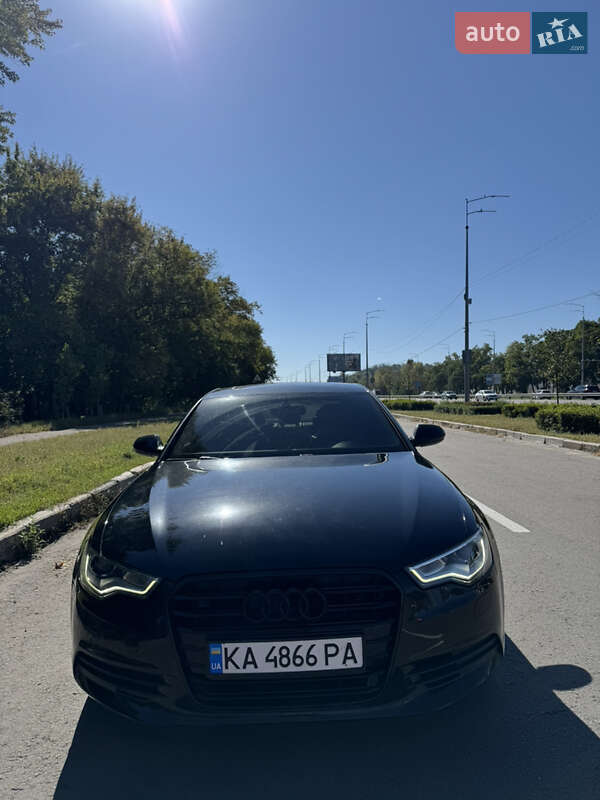 Седан Audi A6 2012 в Киеве