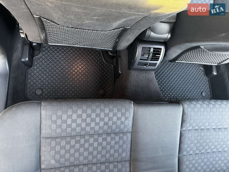 Универсал Audi A6 2003 в Львове фото 13 Универсал Audi A6 2003 в Львове