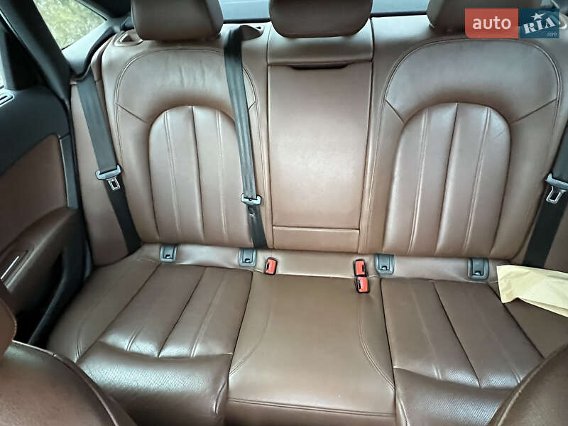 Седан Audi A6 2014 в Луцке