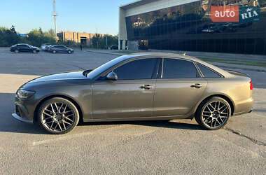 Седан Audi A6 2012 в 