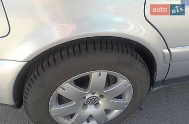 Універсал Audi A6 1996 в 