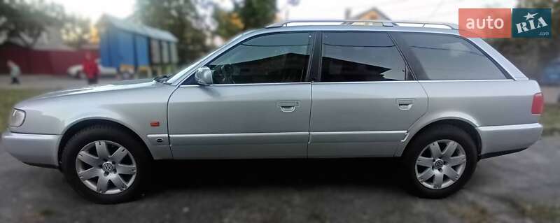 Универсал Audi A6 1996 в Киеве