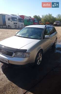 Универсал Audi A6 2001 в Сторожинце