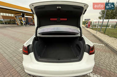 Седан Audi A6 2013 в 