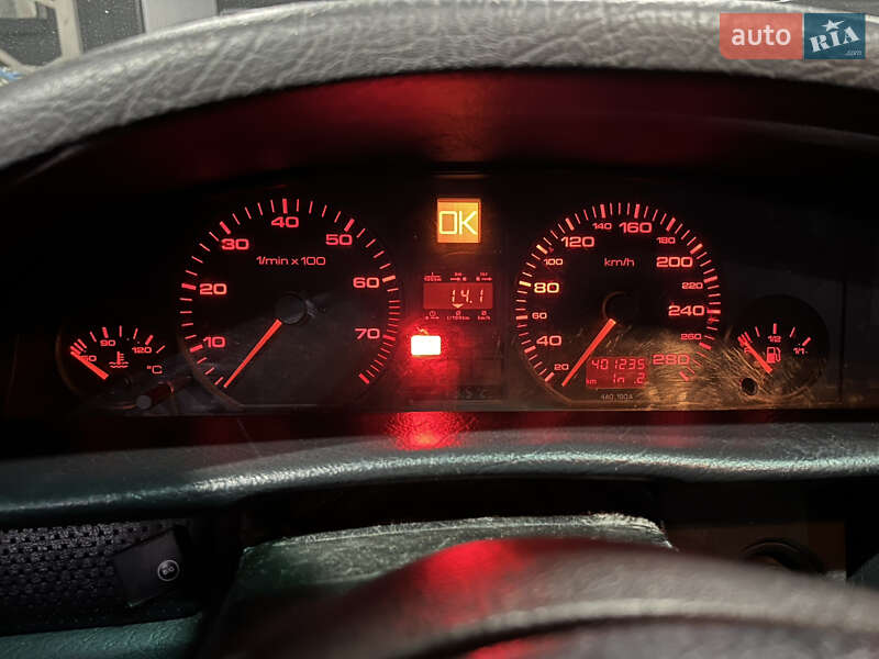 Седан Audi A6 1995 в Сумах