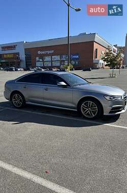 Седан Audi A6 2015 в 