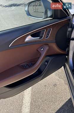 Седан Audi A6 2015 в 