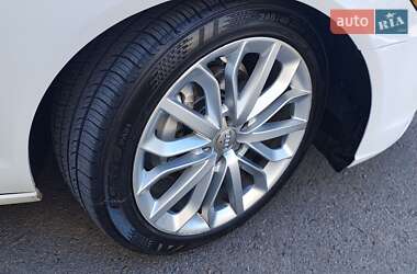 Седан Audi A6 2013 в 