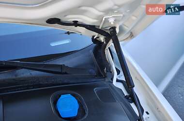Седан Audi A6 2013 в 