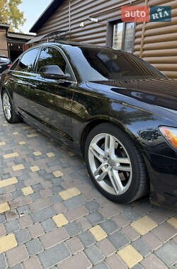 Седан Audi A6 2014 в 