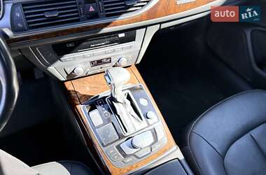 Седан Audi A6 2015 в 