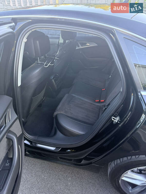 Седан Audi A6 2014 в Киеве