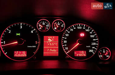 Седан Audi A6 2001 в 