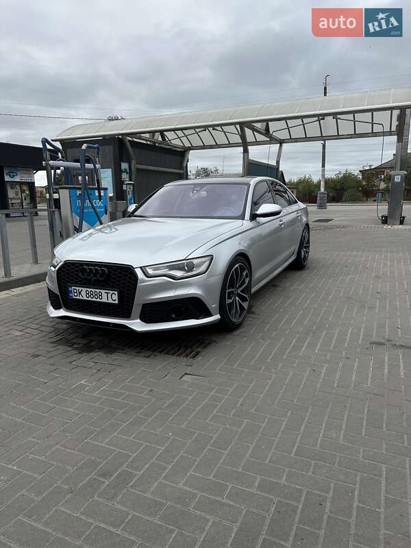 Седан Audi A6 2012 в Сарнах