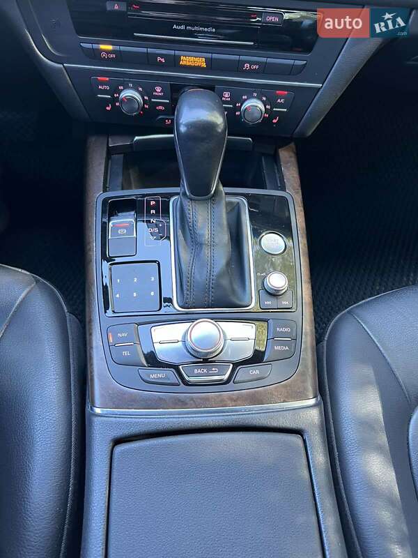 Седан Audi A6 2015 в Киеве