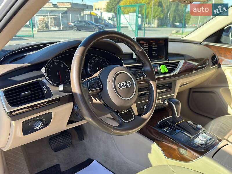Седан Audi A6 2015 в Львове