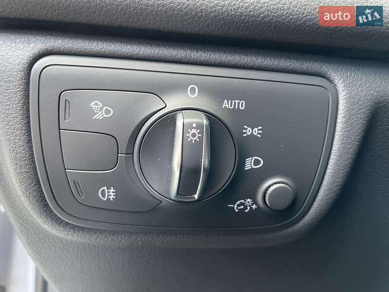 Седан Audi A6 2015 в Стрые