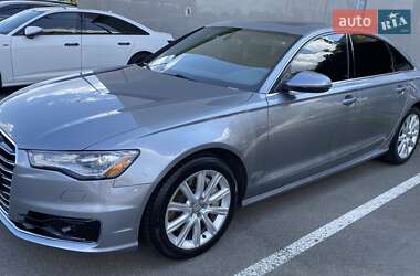 Седан Audi A6 2015 в 