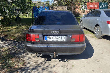 Седан Audi A6 1995 в 