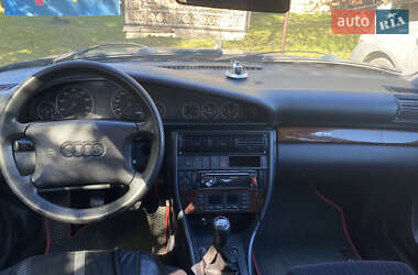 Седан Audi A6 1995 в 