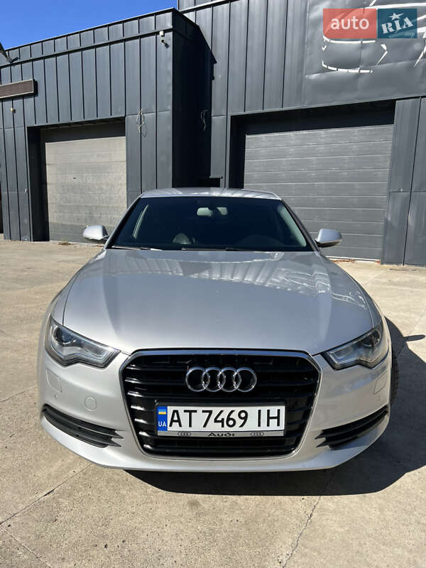 Седан Audi A6 2011 в Тячеве
