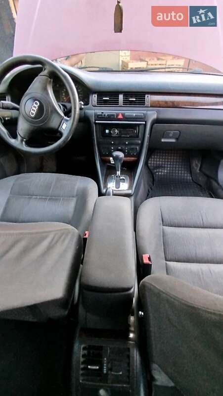 Седан Audi A6 2000 в Черновцах