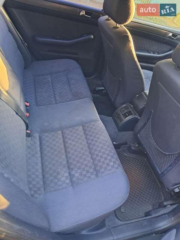 Универсал Audi A6 2002 в Киеве фото 37 Универсал Audi A6 2002 в Киеве