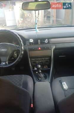 Седан Audi A6 1999 в 