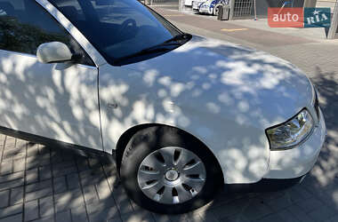 Универсал Audi A6 1998 в 