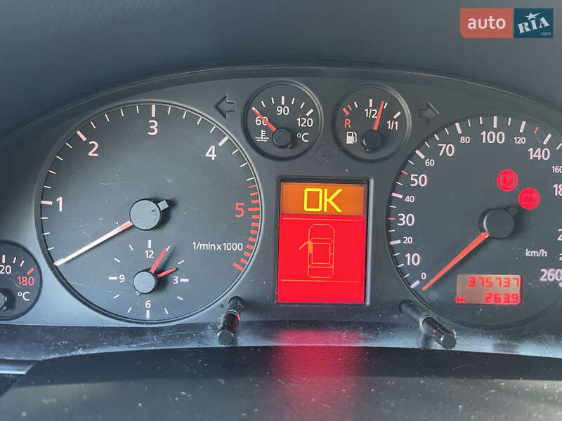 Універсал Audi A6 1998 в Дніпрі