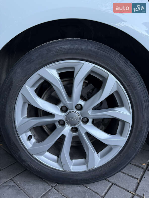Седан Audi A6 2015 в Хмельницком