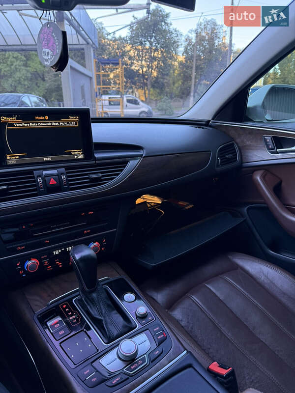 Седан Audi A6 2015 в Хмельницком
