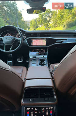 Седан Audi A6 2019 в 