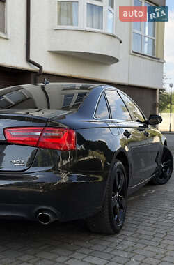Седан Audi A6 2012 в 