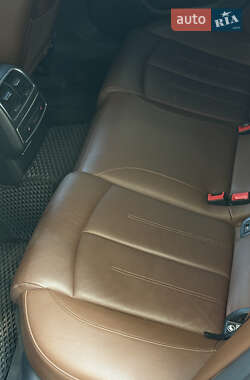 Седан Audi A6 2012 в 