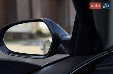 Седан Audi A6 2012 в 
