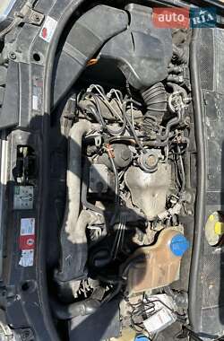 Универсал Audi A6 2000 в 