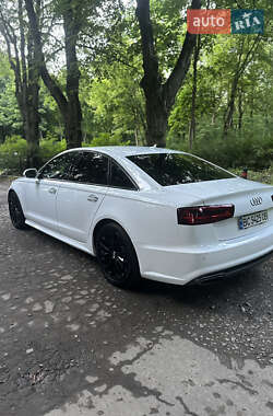 Седан Audi A6 2016 в 