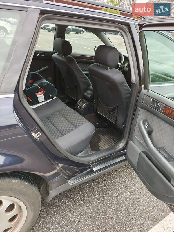 Универсал Audi A6 2000 в Киеве