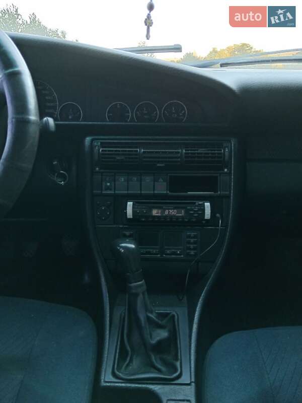 Седан Audi A6 1995 в Чорткове