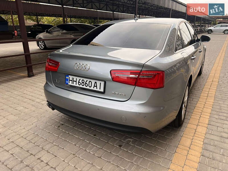 Седан Audi A6 2012 в Одессе