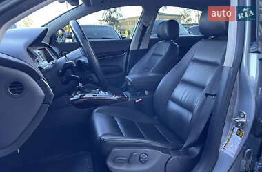Седан Audi A6 2011 в 