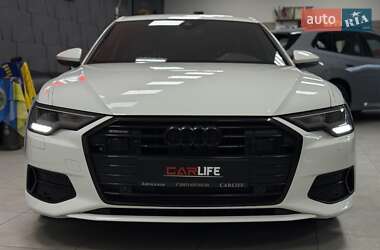 Седан Audi A6 2018 в 