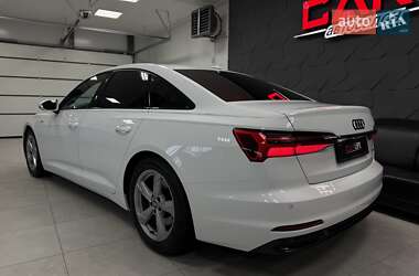 Седан Audi A6 2018 в 