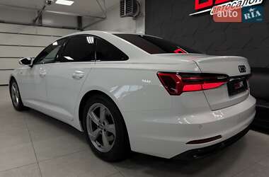 Седан Audi A6 2018 в 
