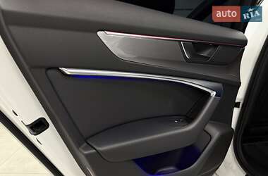 Седан Audi A6 2018 в 