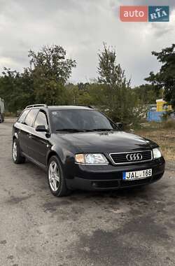 Універсал Audi A6 2001 в 