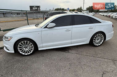 Седан Audi A6 2015 в 